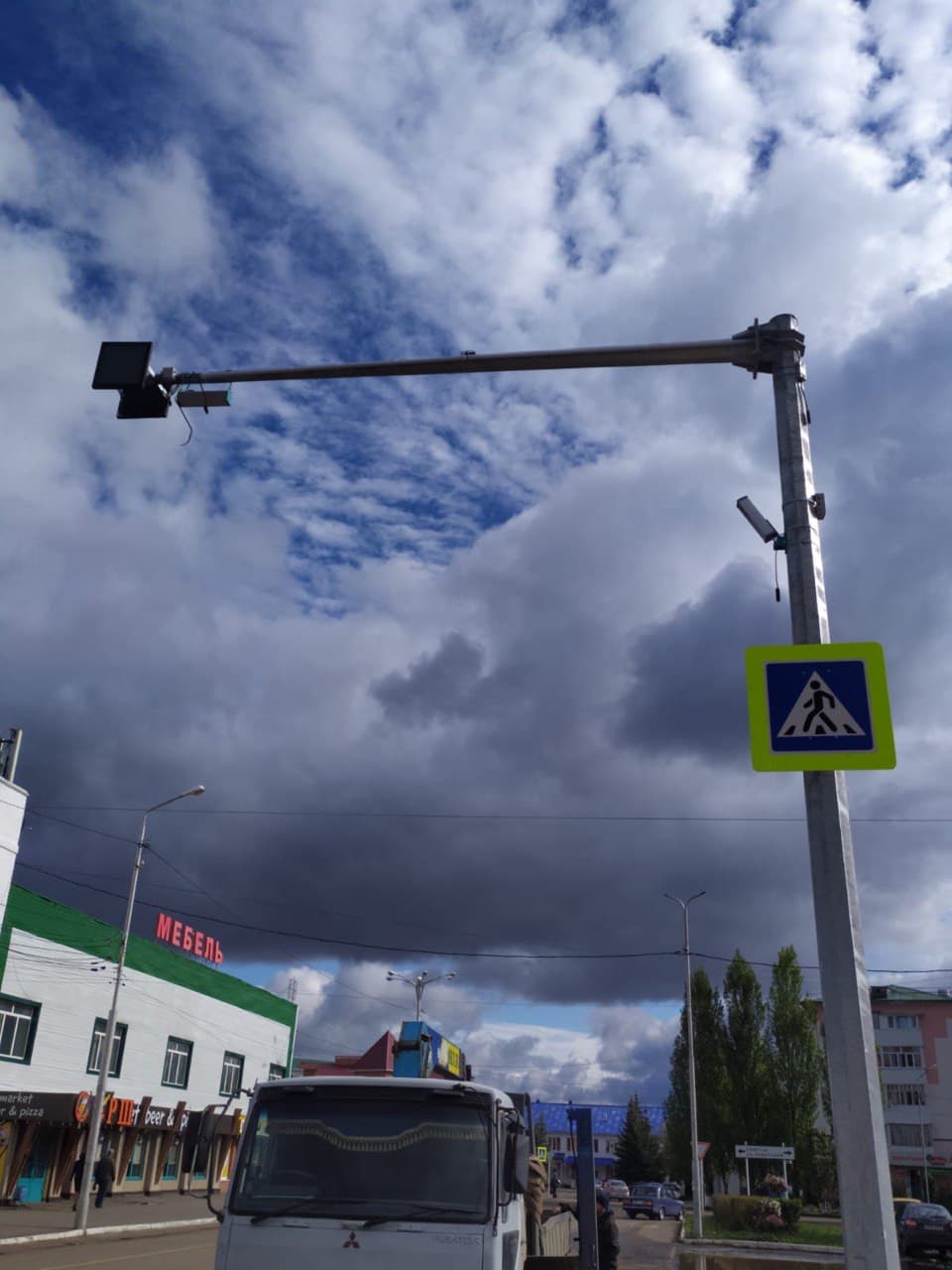 1707815551_3.jpg